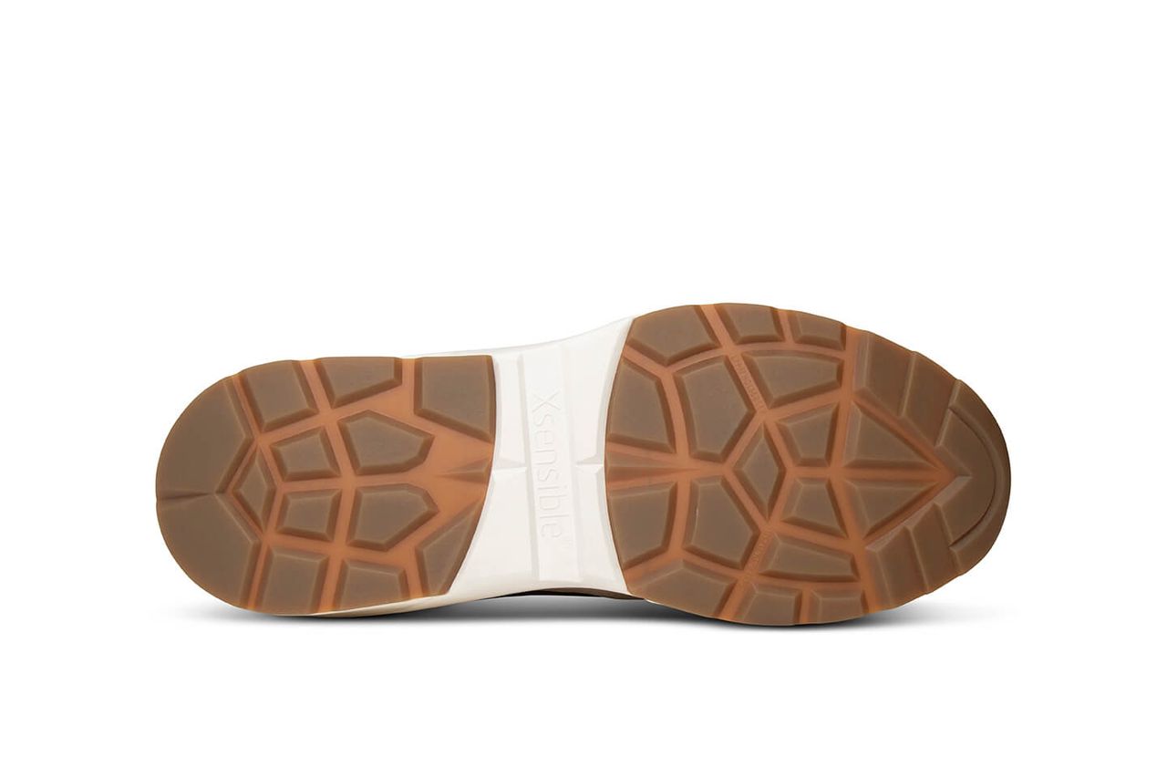 Manhatten Carbon Con Z26